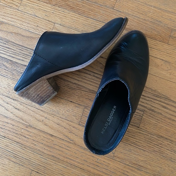 Kelsi Dagger Shoes - Kelsi Dagger Kellum Black Mules - Size 7.5